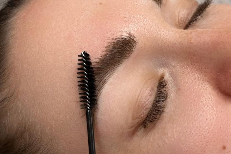 Combination Brows For Alopecia: Are They A Good Fit?