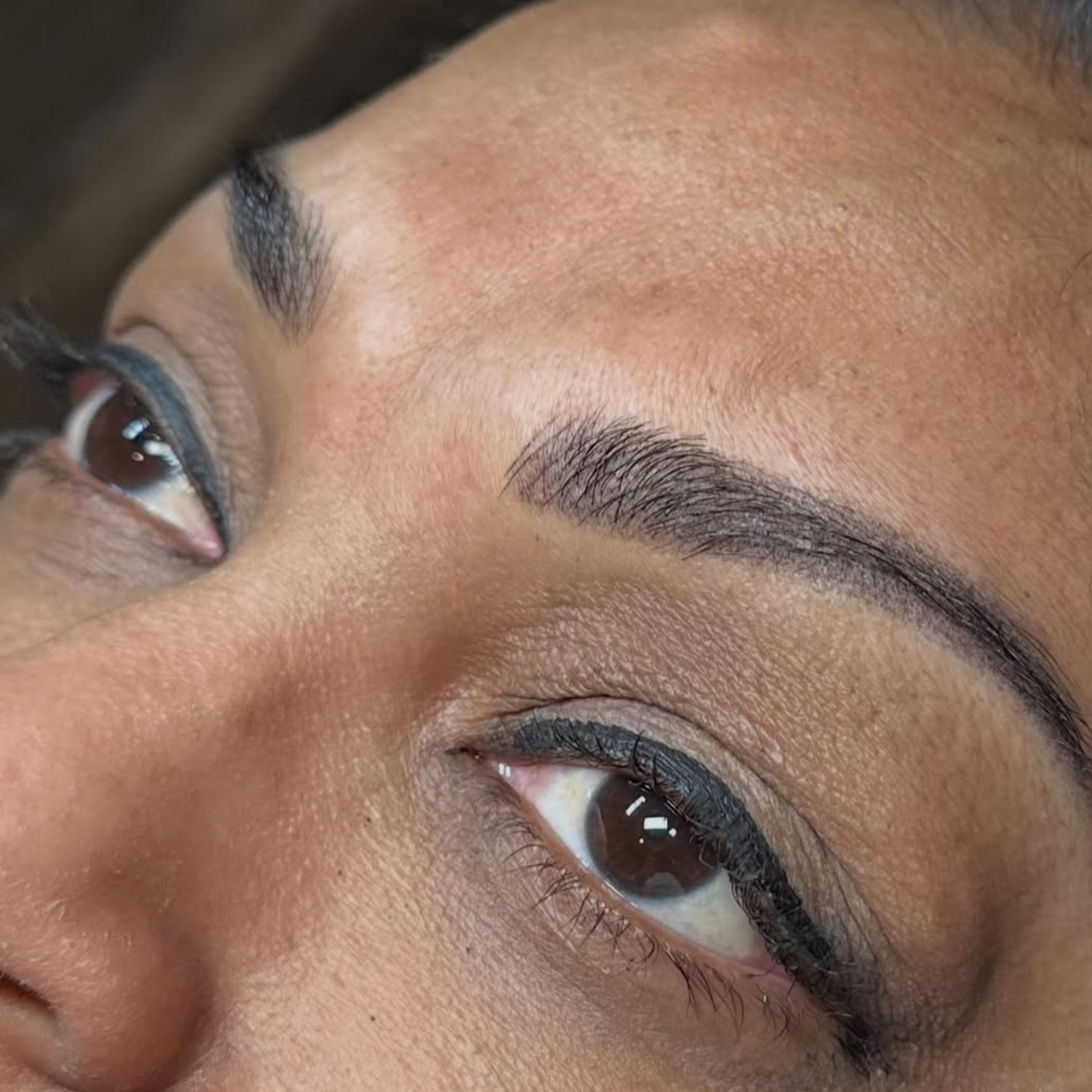 healing stages after eyebrow tattoo